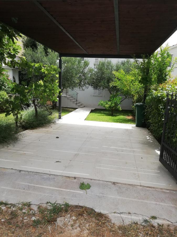 Apartment Mario - Rogoznica