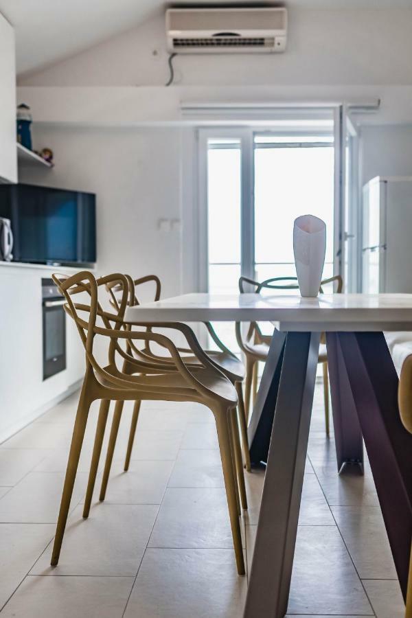 Apartment Mario - Rogoznica